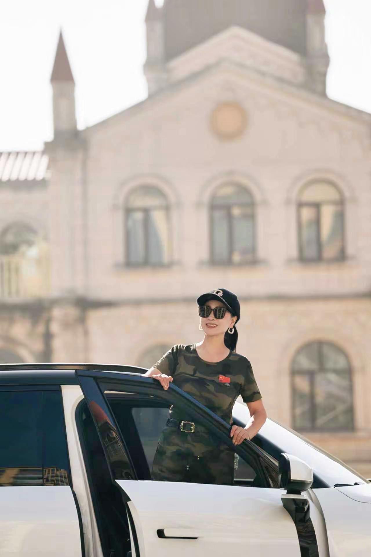 把日子过成一串亮晶晶的开心片段，我们一起天天开心，天天有小确幸！