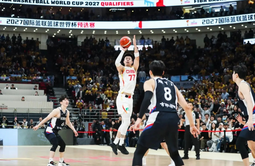 别夸张镇麟！昨晚张镇麟命中率极低，别看他昨晚得了最高分，最终数据看起来是很漂