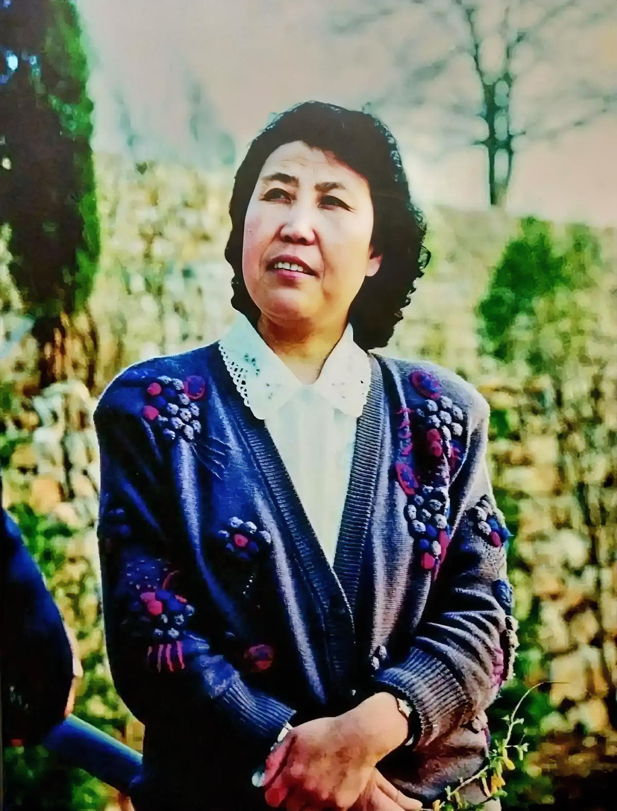 陈永贵亲自做媒！大寨铁姑娘郭凤莲的姻缘，曾被全村误解为政治任务陈永贵亲自做