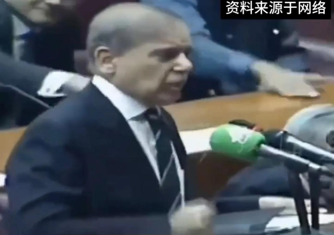 巴基斯坦全民高涨，巴总理拍桌演讲迎来阵阵雷鸣般掌声！5月8日，巴基斯坦对5月7