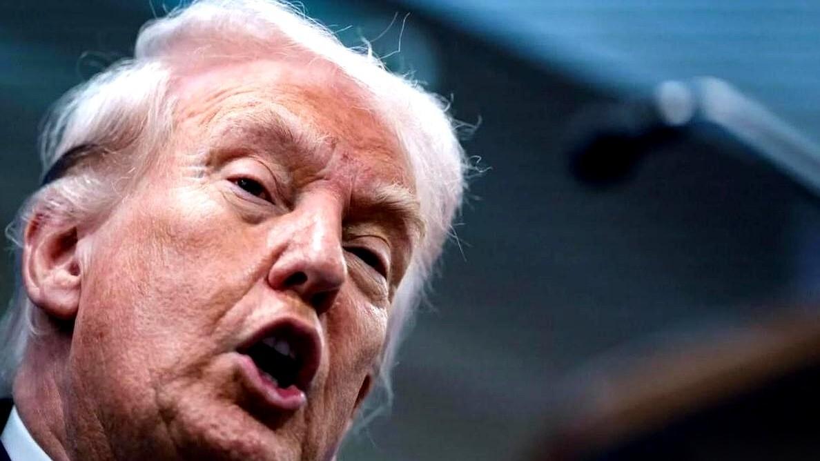 谈判桌上的椅子还没凉透，战舰的引擎就轰鸣起来。命令在4月13日早上10点下达。