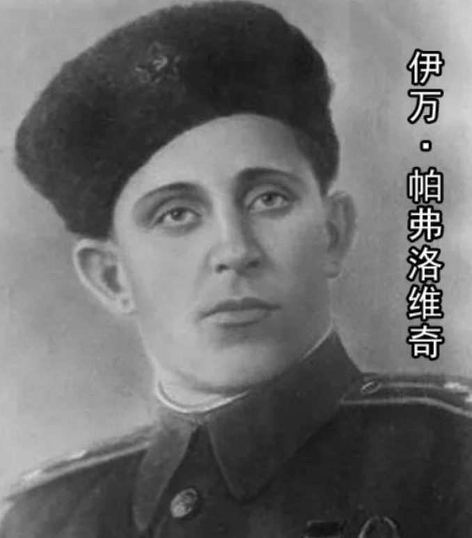 1941年6月30日，苏军一名炊事兵正在营房里做饭。突然，一辆德军坦克趁着夜色朝