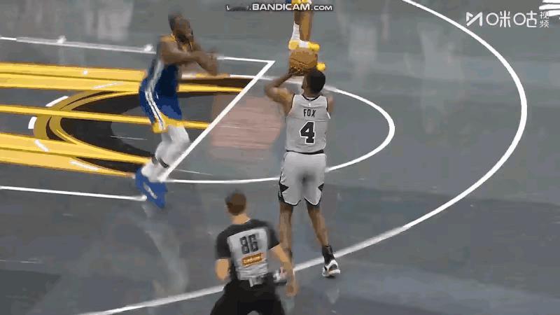 马刺管理层正在辨析，关于福克斯的交易流言和引援动向，最近整个联盟都在盯着他能否融