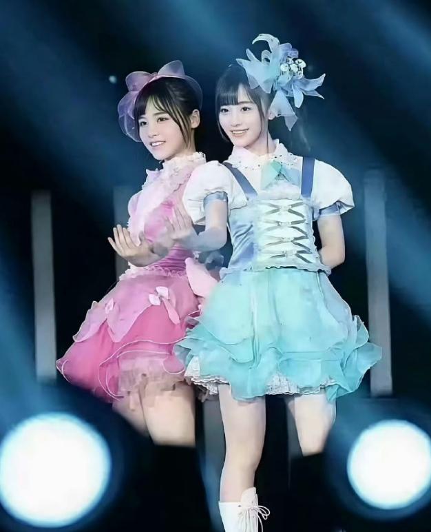 鞠婧祎和丝芭的纠纷赢面还挺大的越来越多丝芭以前的练习生以及工作人员出来声援鞠婧