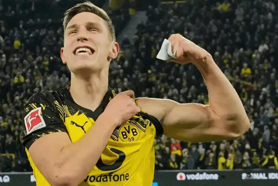 据西班牙媒体《每日体育报》的报道，西甲豪门巴塞罗那为强化下赛季的竞技计划设定了两