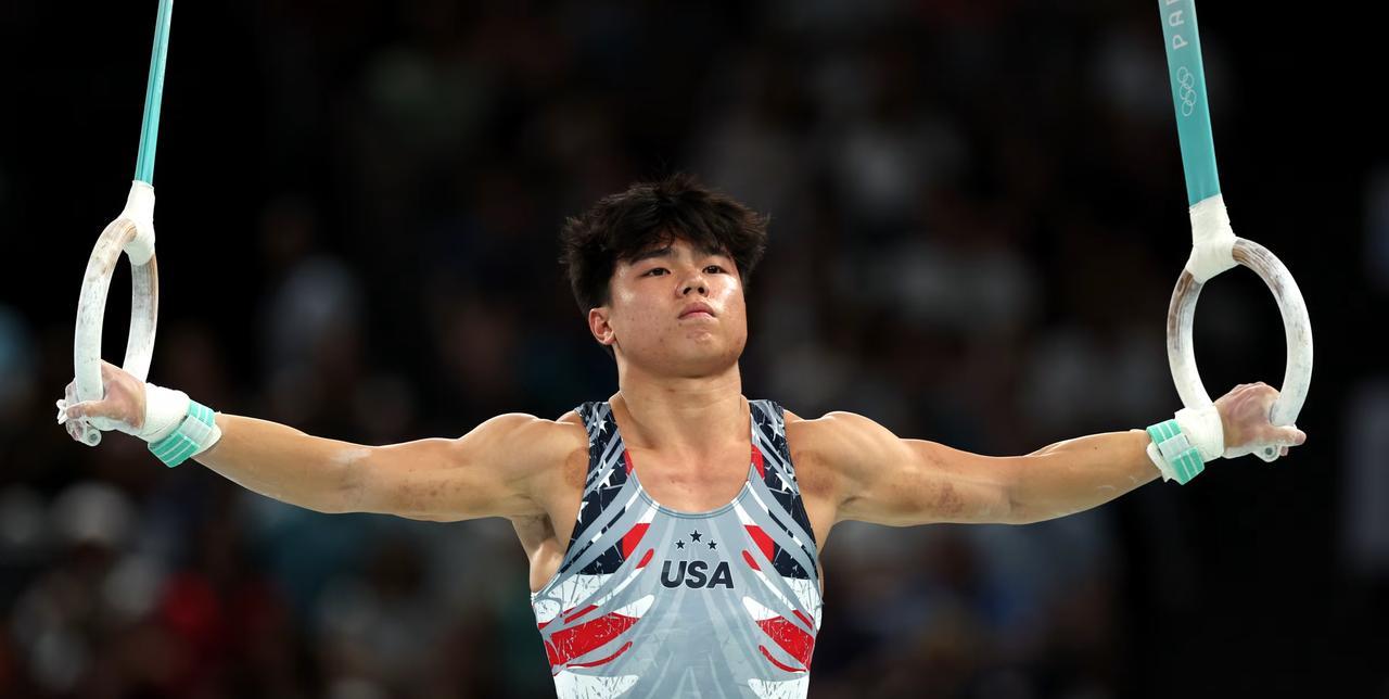 #体操#2025年美国体操锦标赛中，美国体操运动员阿舍·洪在新奥尔良赢得了他的