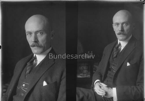 图舒伦堡伯爵（FriedrichWernerGrafvonderSc