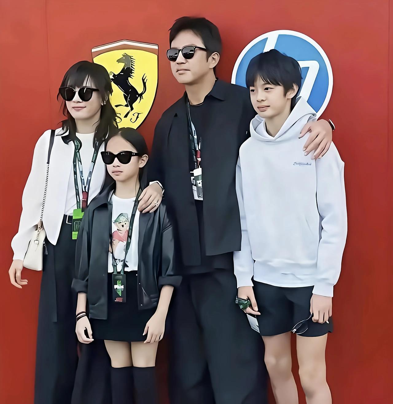 都说子随母女随父，为什么邓超一对儿女，都不像孙俪反而像他呢？邓超家的基因这事儿