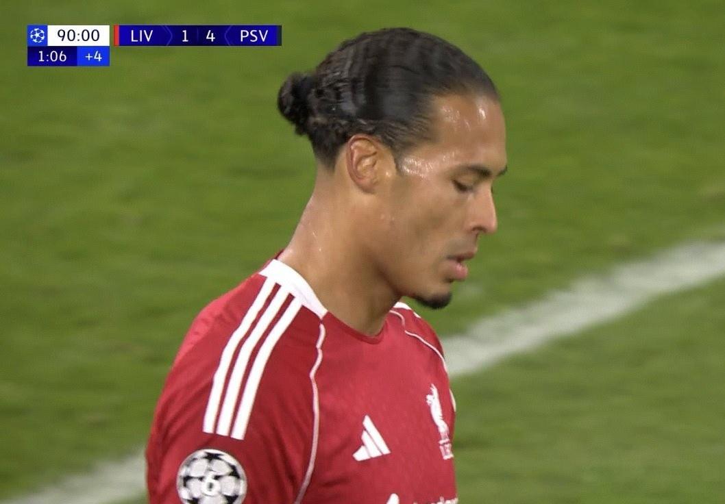 利物浦到底怎么了？欧冠赛场他们1-4不敌埃因霍温，遭遇三连败，最近12场比赛输掉