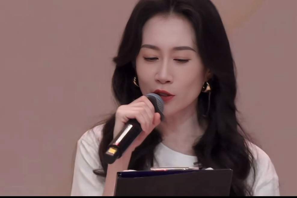 看了浪姐一公小考终于知道为什么有的姐姐实力很强，但就是不火。不是因为长相没有辨识