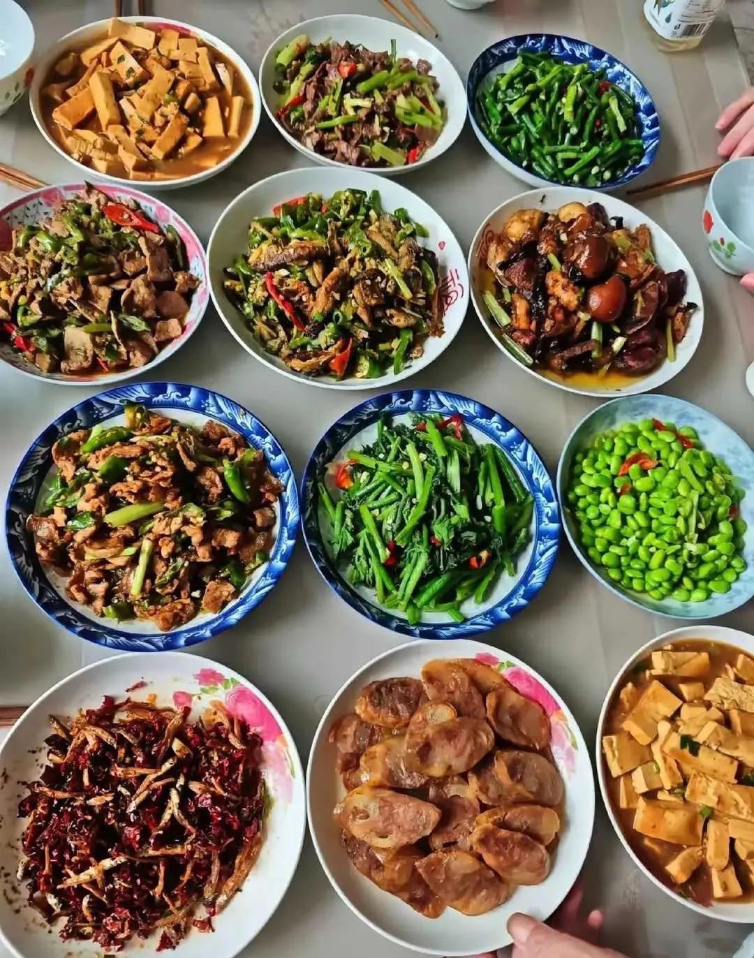 来舅舅家他给准备的饭菜