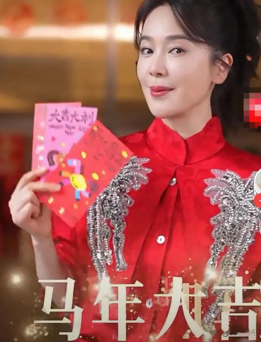 左小青：2026一定会一切都好都说中年女演员的困境是道坎，但48岁的左小青偏