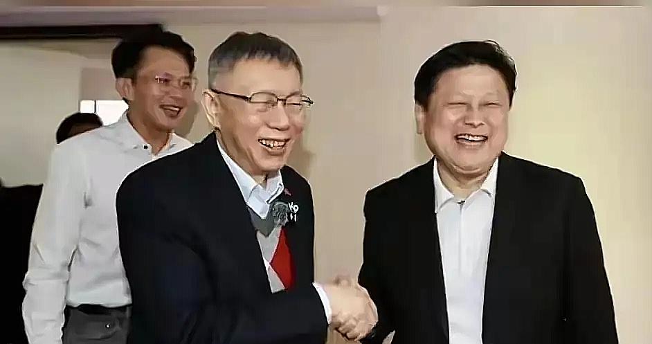 黄国昌彻底被架空，柯文哲王者归位！民众党的这场洗牌，终究照见人性最真实的底色