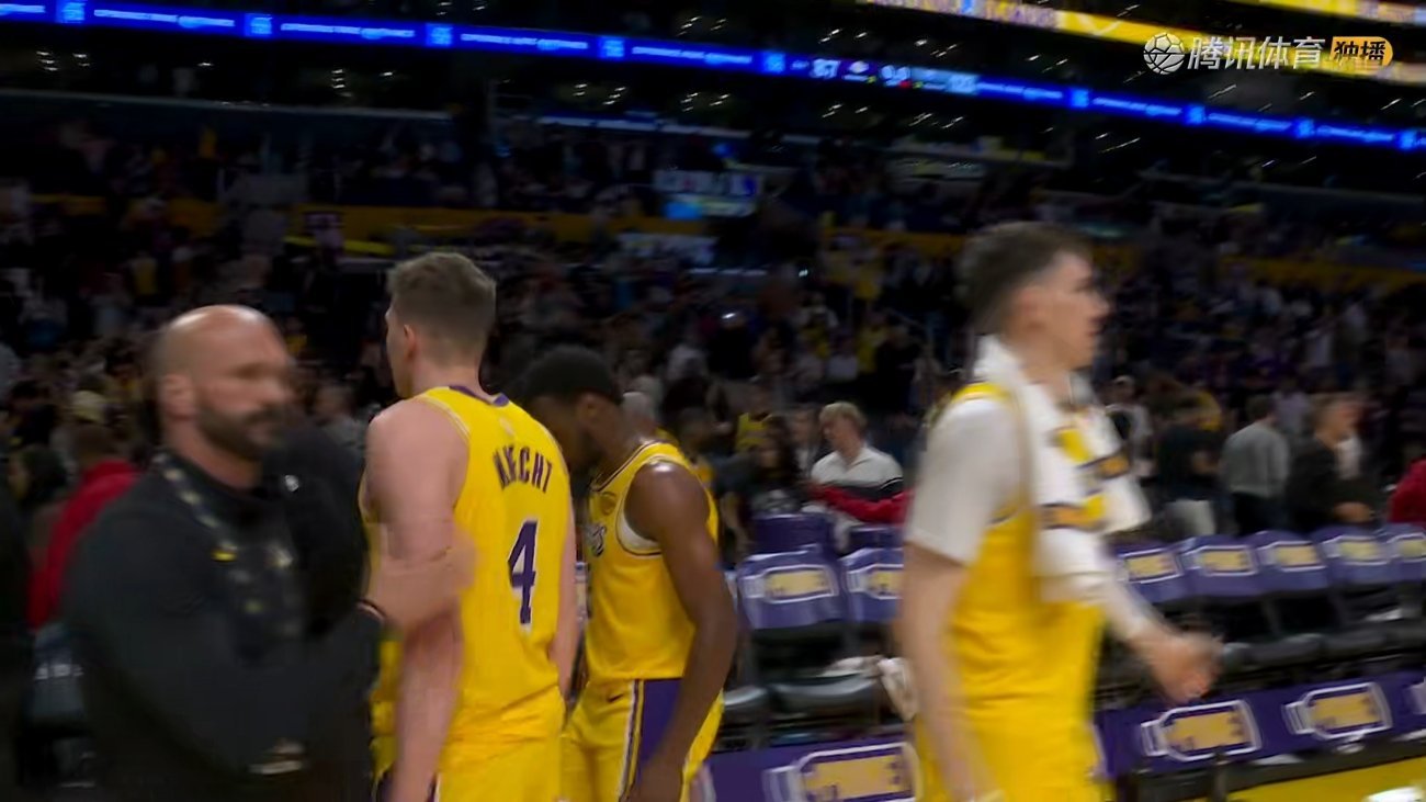 湖人87-123惨败雷霆，吞下3连败。有什么想说？八村垒15分，蒂米11分，肯纳