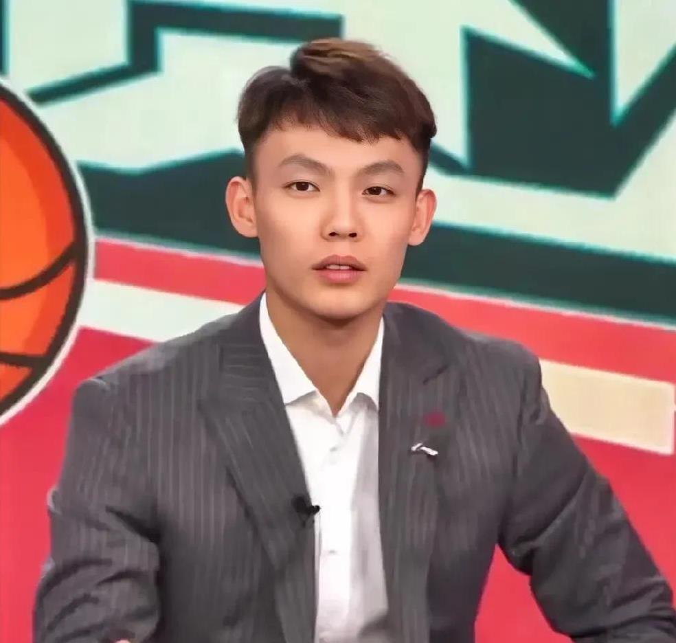 徐杰这个事，在官方出来说话前，还是谨慎看待吧。是，看上去证据比较确凿，有图有聊
