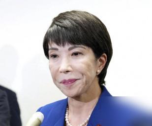 4月27日，日本首相高市早苗在极高规格的安全会议上当着所有人的面叫嚣：日本必须吸