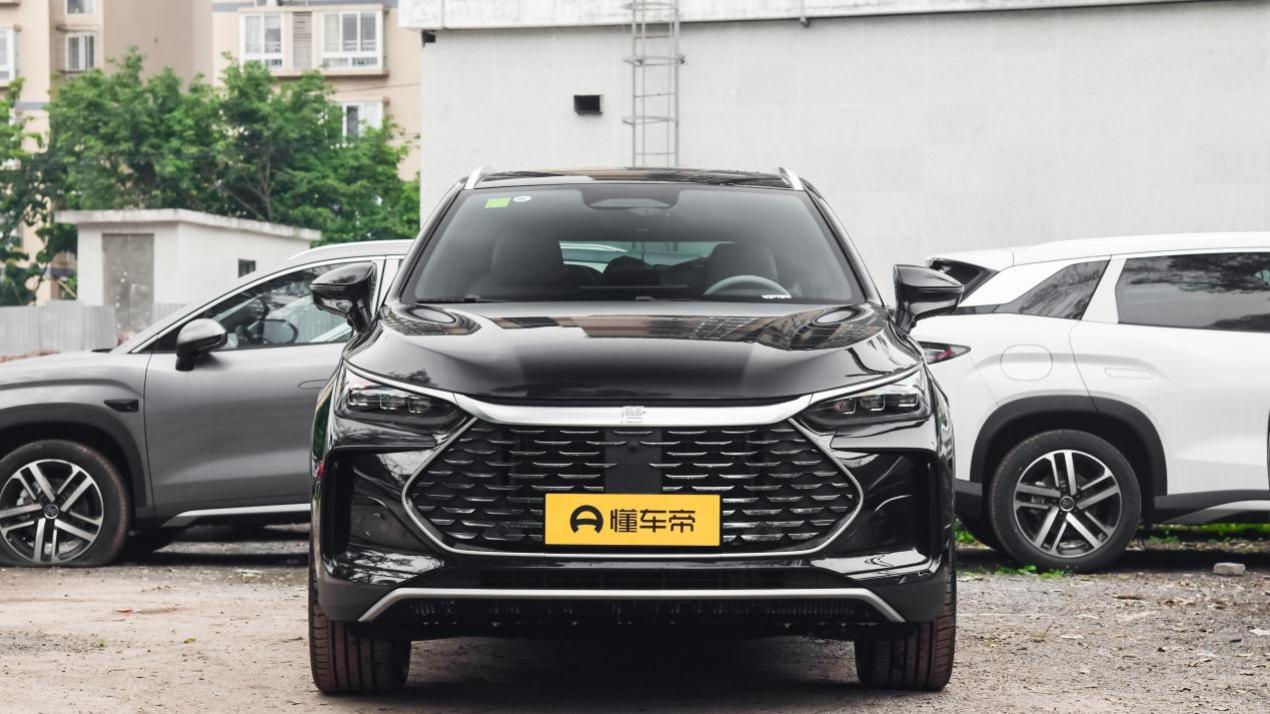 2025 款唐 DM-i 115KM 云辇旗舰型: 家用 SUV 的理想之选