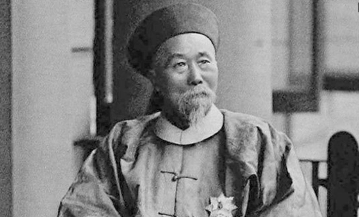 李鸿章在100多年前就曾告诫世人：日本是心腹大患，必须时刻提防。李鸿章早在一百多