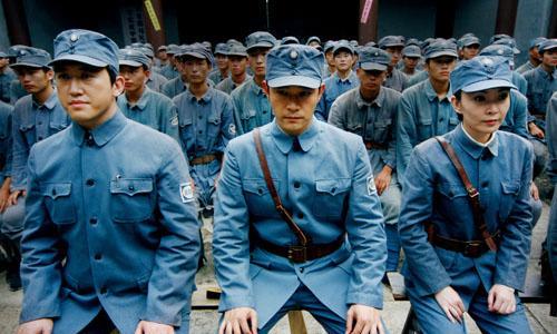 打仗需要枪支弹药，部队需要后勤，这些都要花钱。新四军在江浙沪一带坚持抗日战争时，