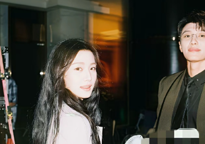 陈星旭这下真要无语了，年底好不容易上了一部新戏，​剧里还谈了个小甜妹，结果满