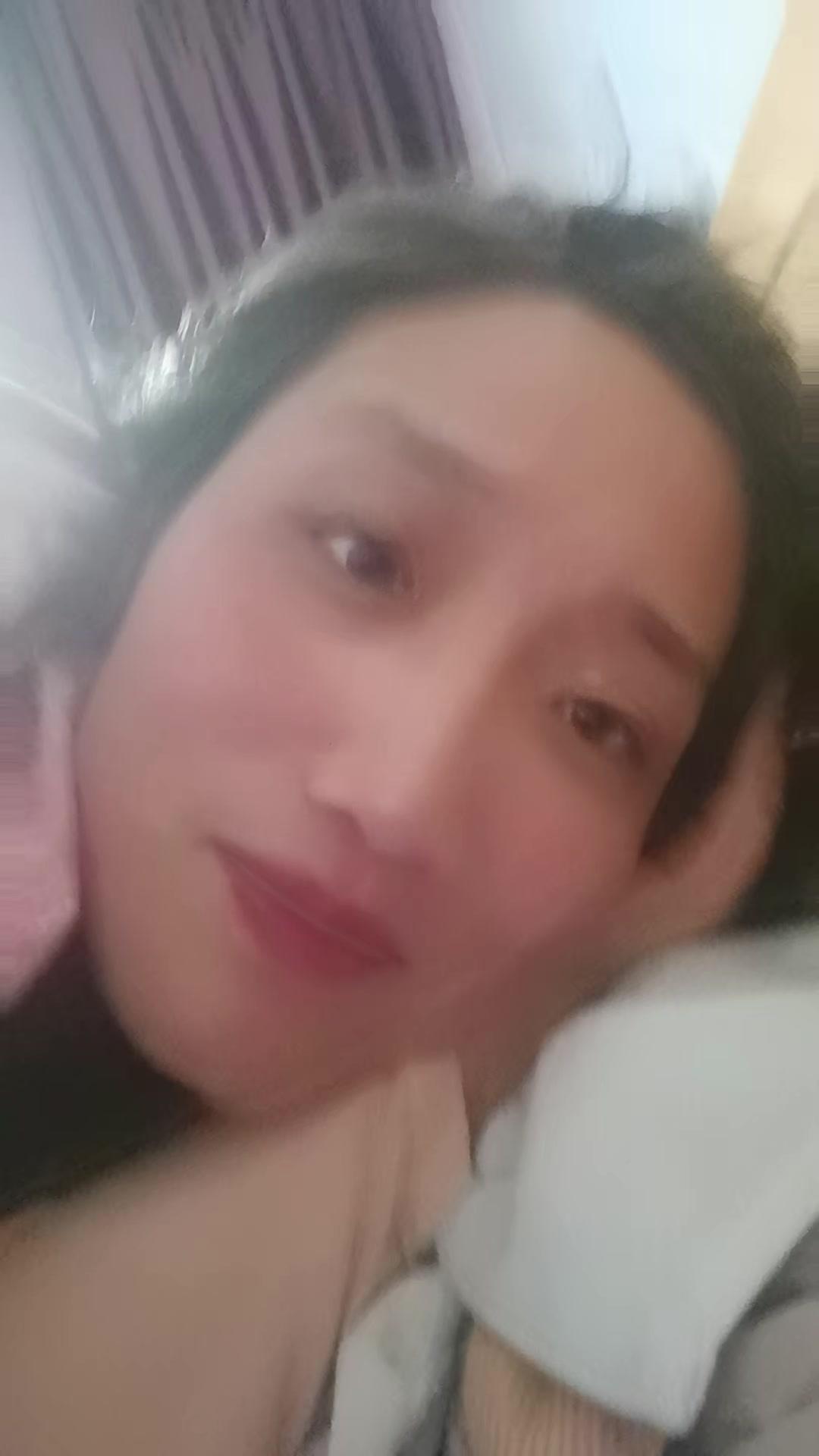 一觉醒来，我们都成酸黄瓜了！没想到啊，一觉醒来，我们又有了新的名字——酸黄瓜。1