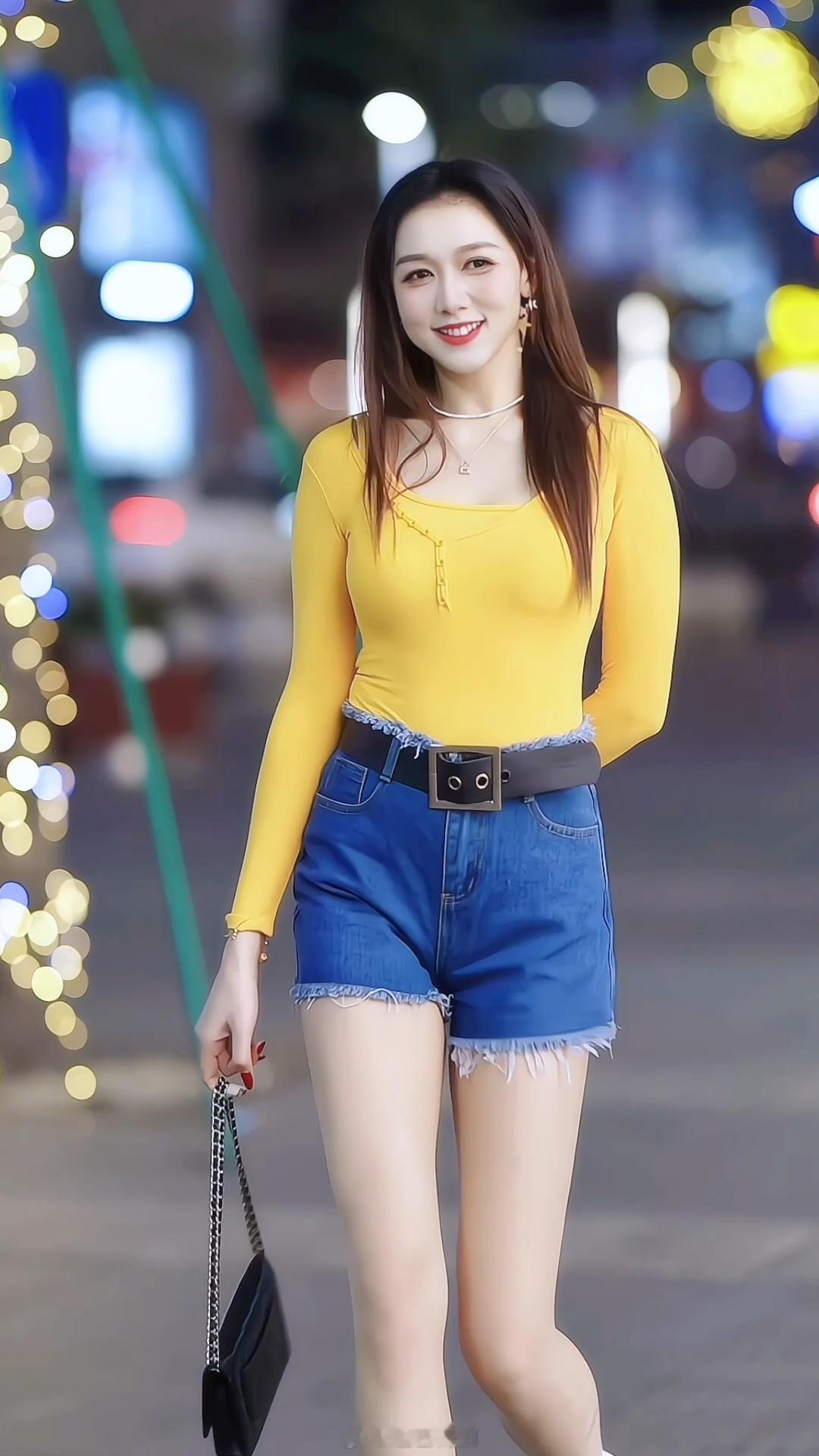 【成都街拍】晚安🌙🌙🌙丨摄影拍照每日穿搭