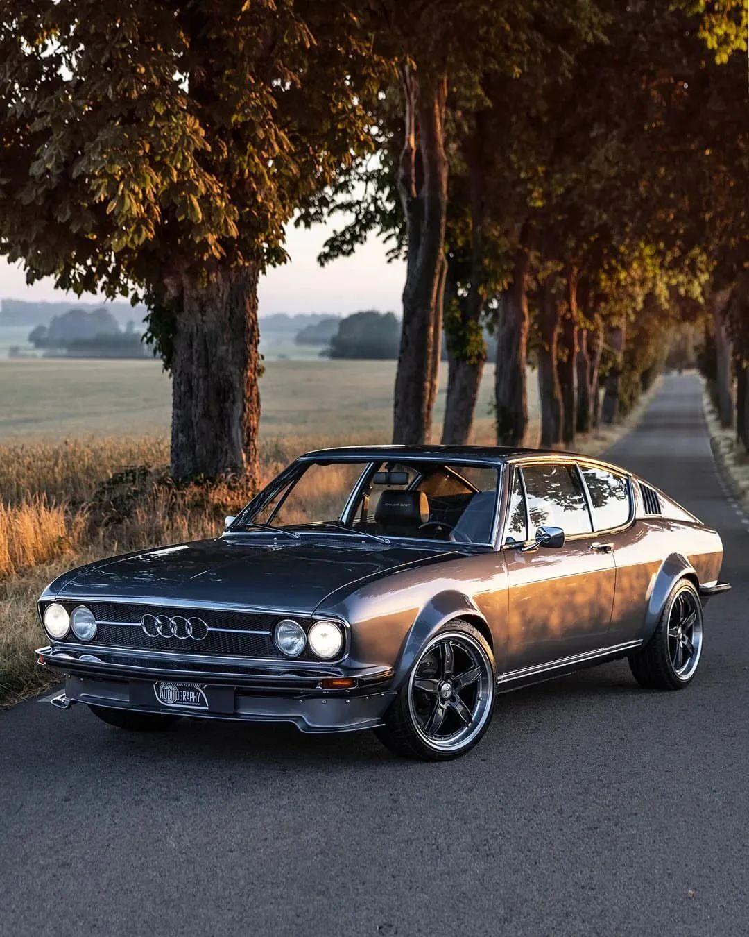 1972年的奥迪100 Coupé S/1972年的奥迪100 Cou...