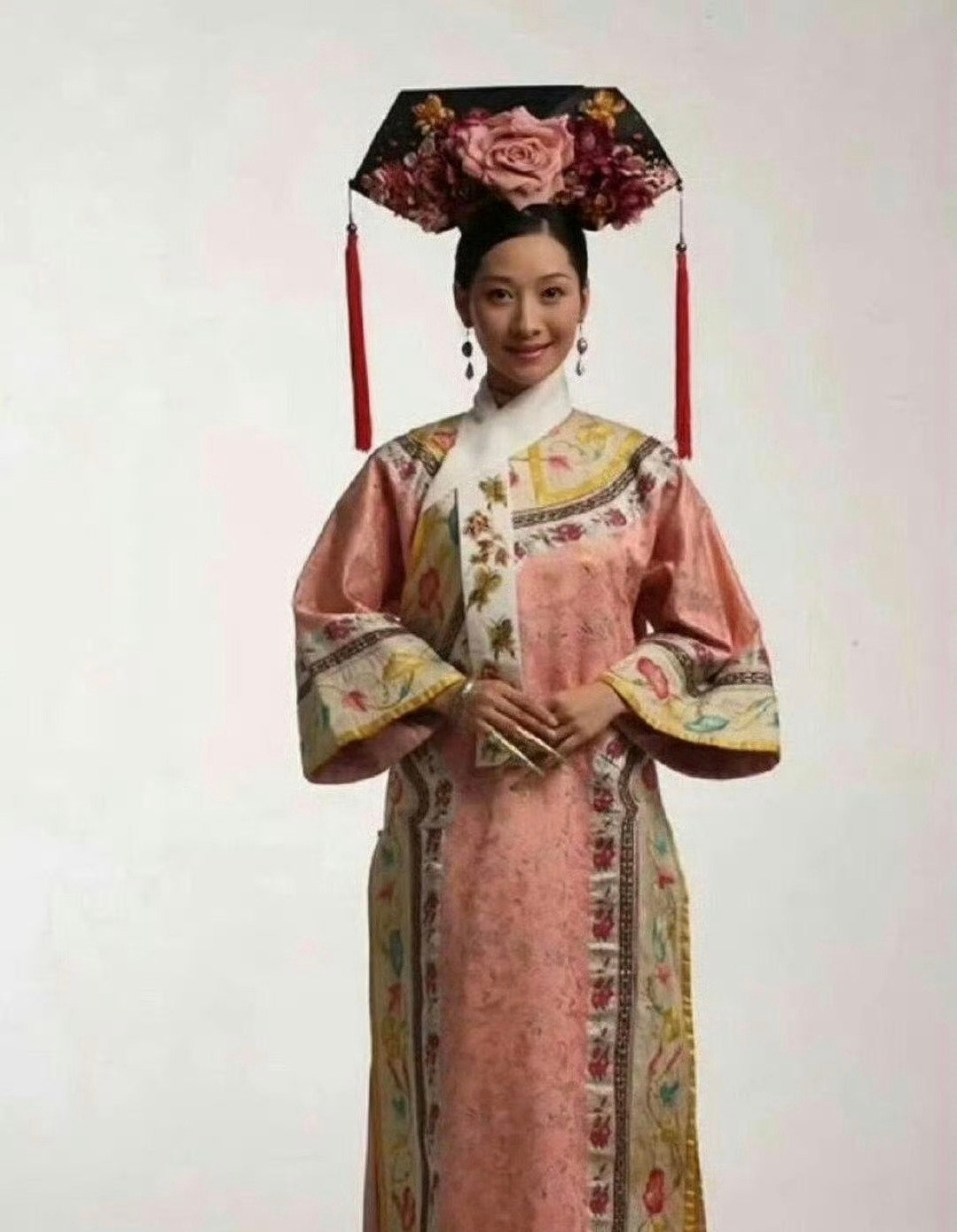 我敢说，甄嬛传当初要是这个妆造，肯定不会有现在这么火！！！[doge]​​​