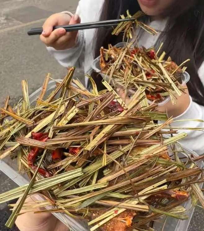 武汉的特色小吃，谁知道这个美食叫啥？