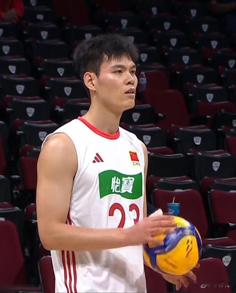 【男排世锦赛第二局，中国队一传波动19-25再丢一局，巴西队要摇头了】中国对捷