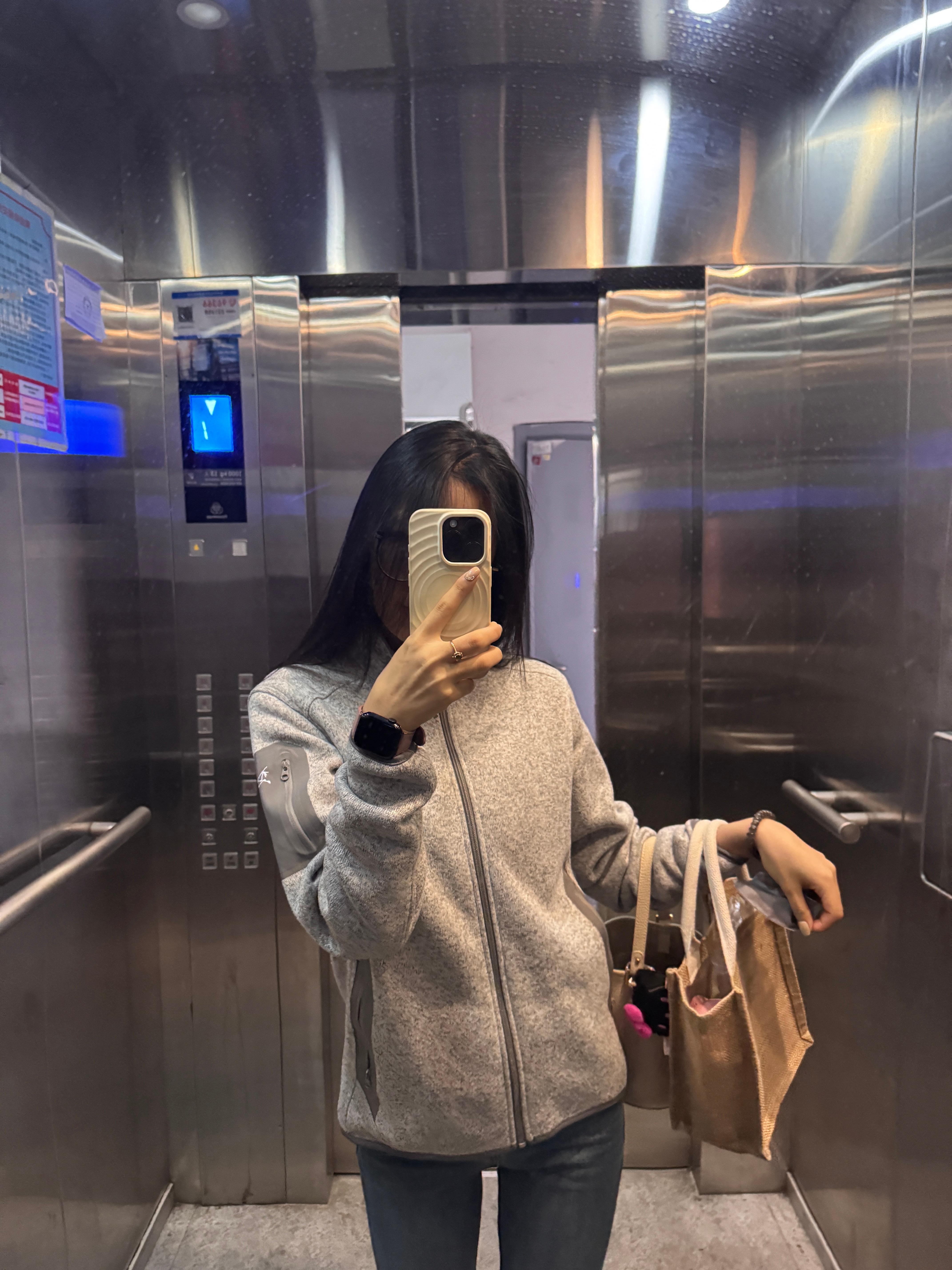 周五快乐盆友们​​​