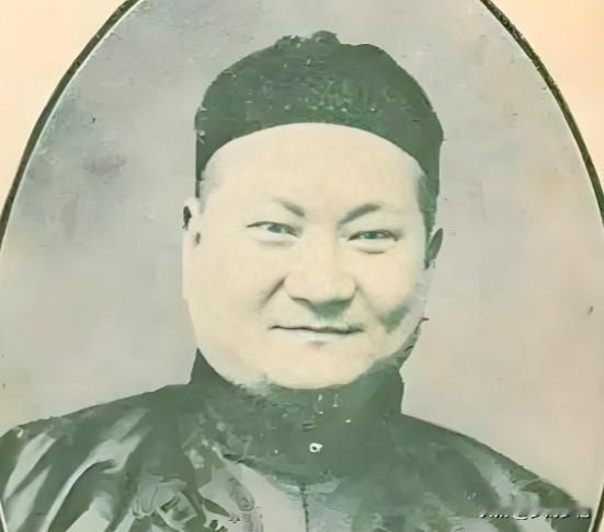 陈老总力保的青帮大亨！1949年上海清算时，为啥唯独顾竹轩动不得？1949