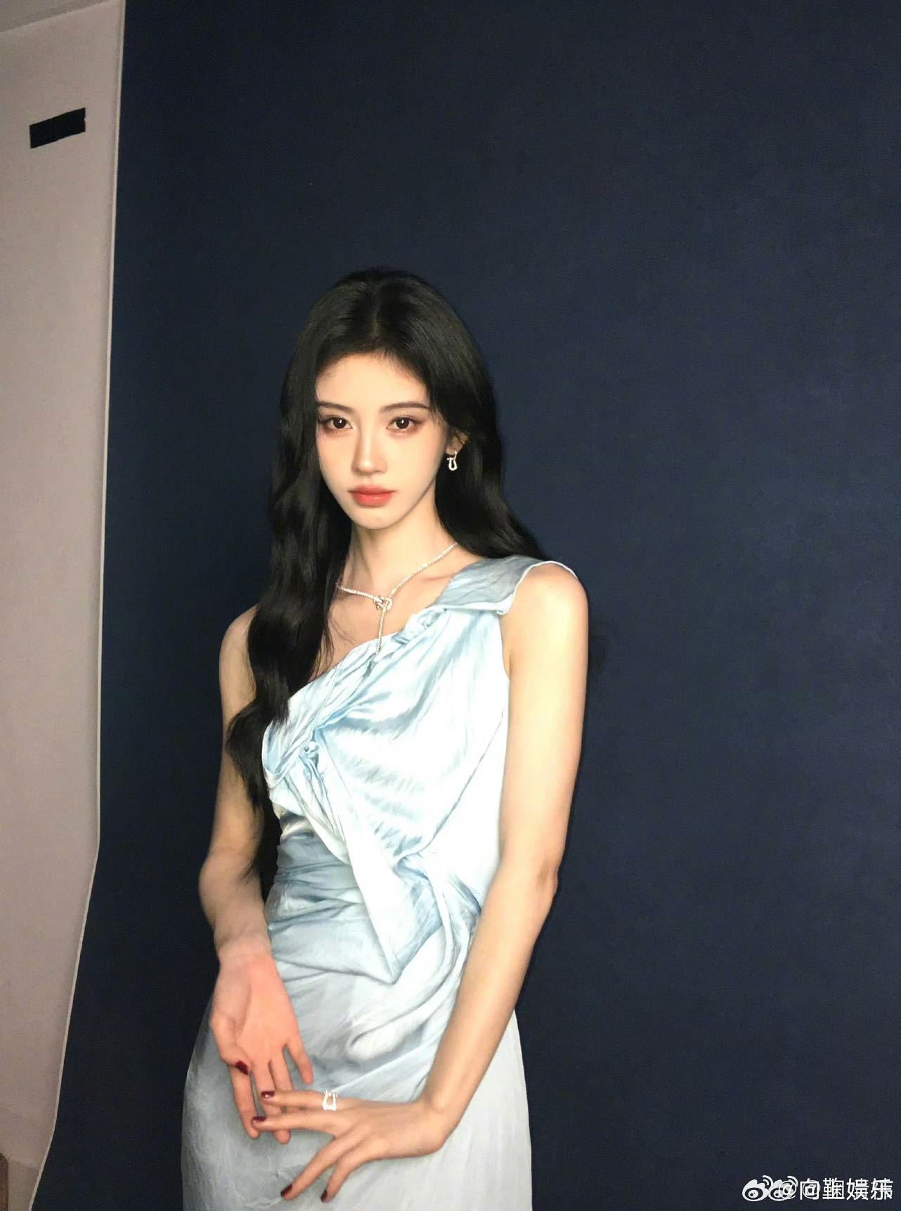 歌手鞠婧祎熹妃回宫了歌手鞠婧祎熹妃回宫了！谁懂百变小鞠的含金量，这次直接切回歌