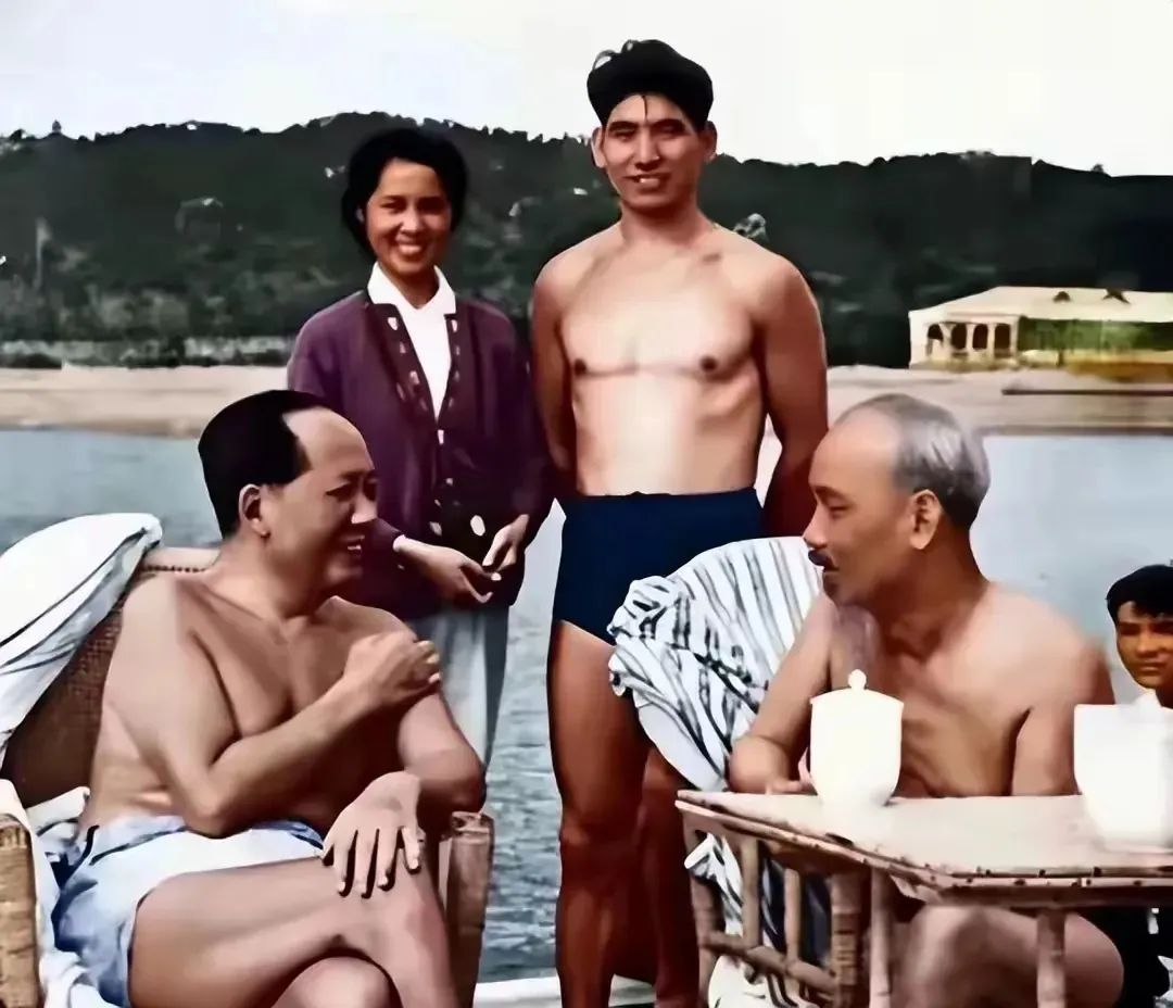 从这张照片可以看出，外交原来还可以这样搞！