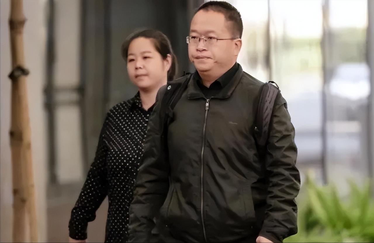 🌞戴了9年电子脚镣，他无罪归国：美国锁住的芯片科学家，终于回家。2015年