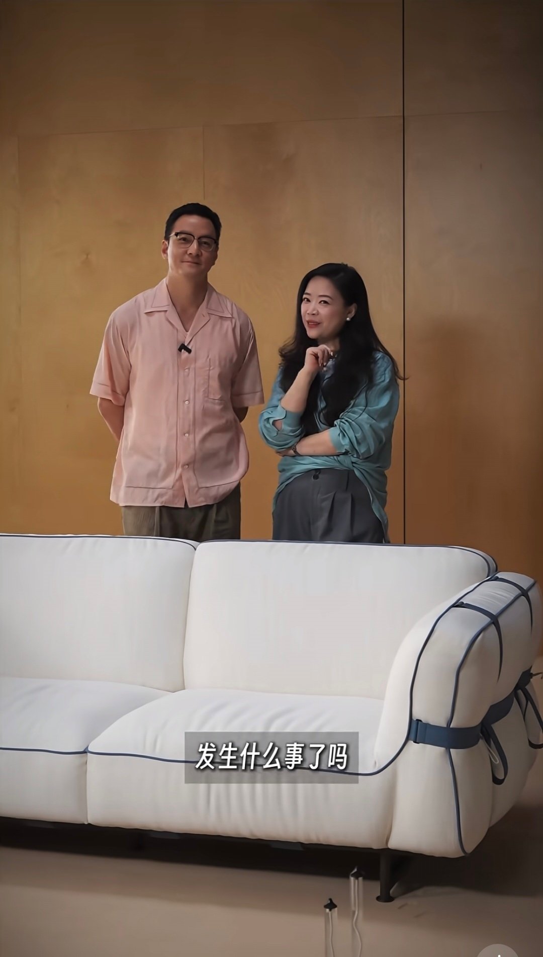 吴彦祖也出来卖家具了，做的是沙发品类，下个月12号首发，自己设计的款式​