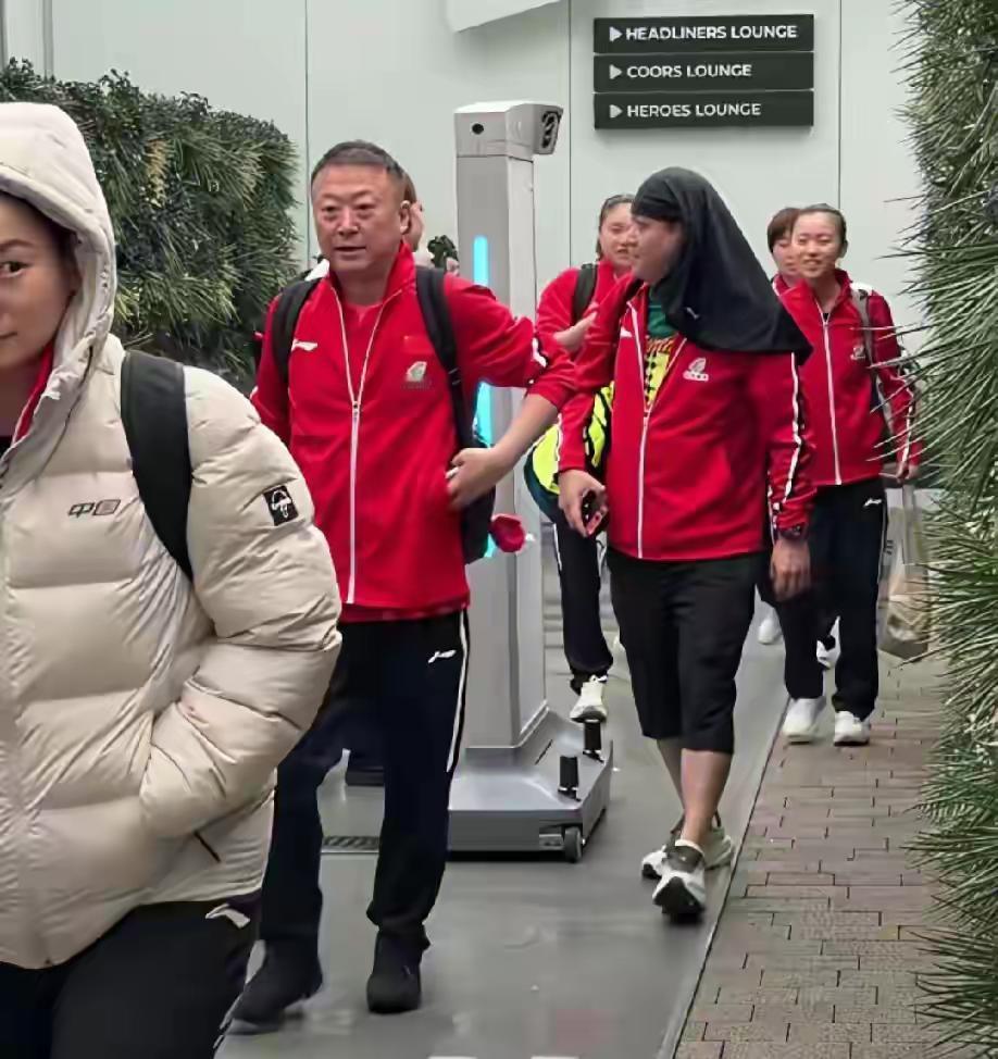 邱贻可的新封号：邱巫师。这封号绝不是来自赢球的球技，纯属作妖混到手的。训练结