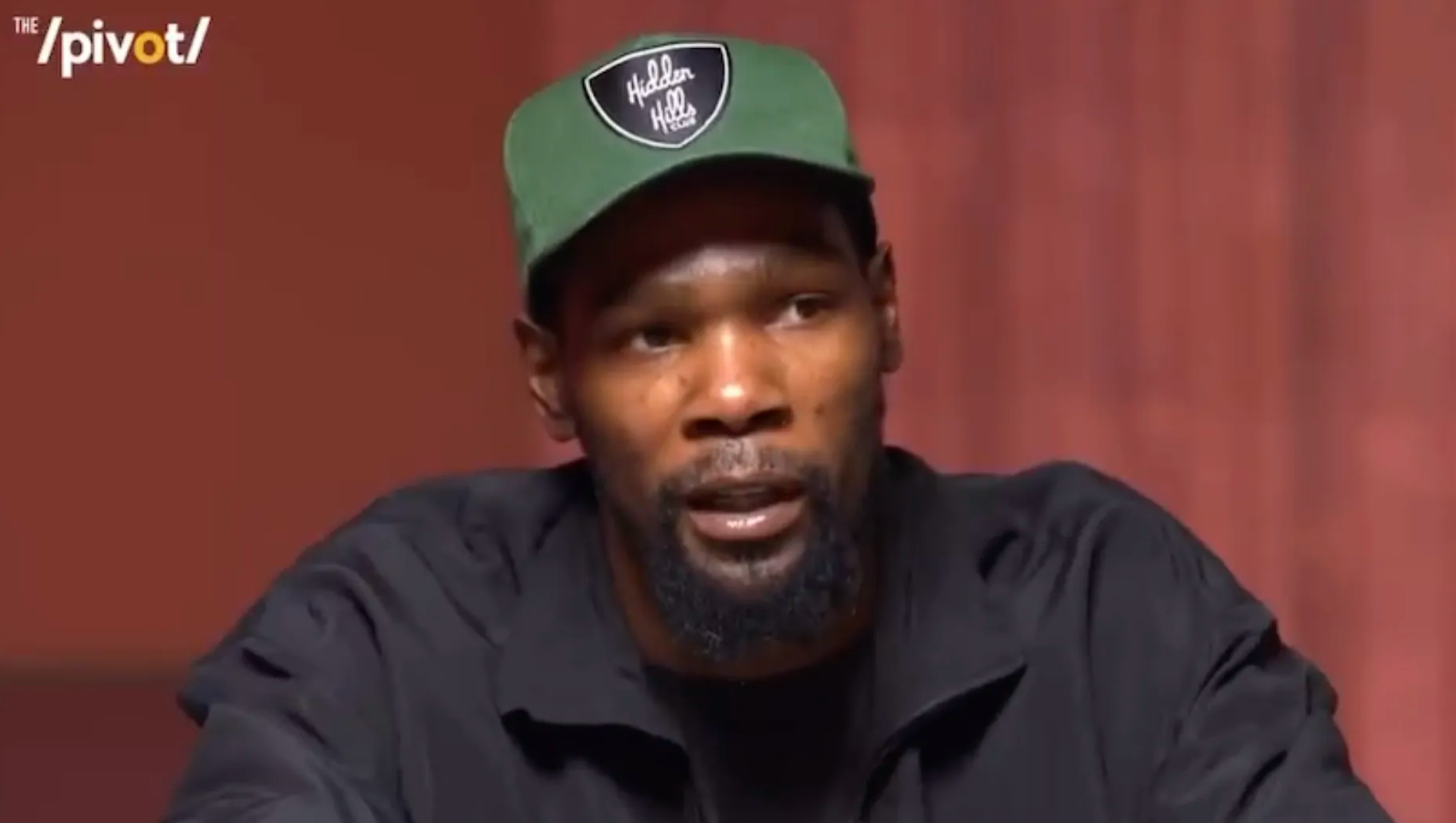 火箭球员凯文-杜兰特在采访时谈到了自己在无球端与阿尔佩伦-申京的配合。杜兰特表