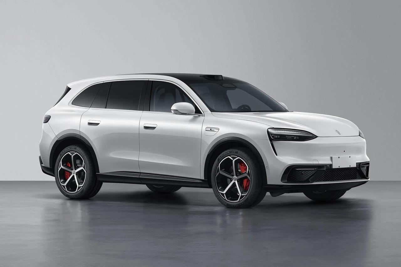 问界M6，打得过小米YU7吗？问界M6，车身尺寸4960x1985x1736