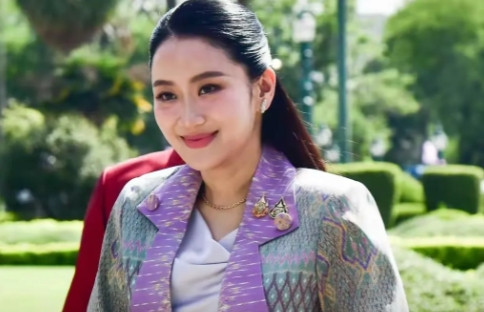 泰军俘虏18名柬军，表面是“为国争光”，实为佩通坦与军方利益交换的筹码！停职
