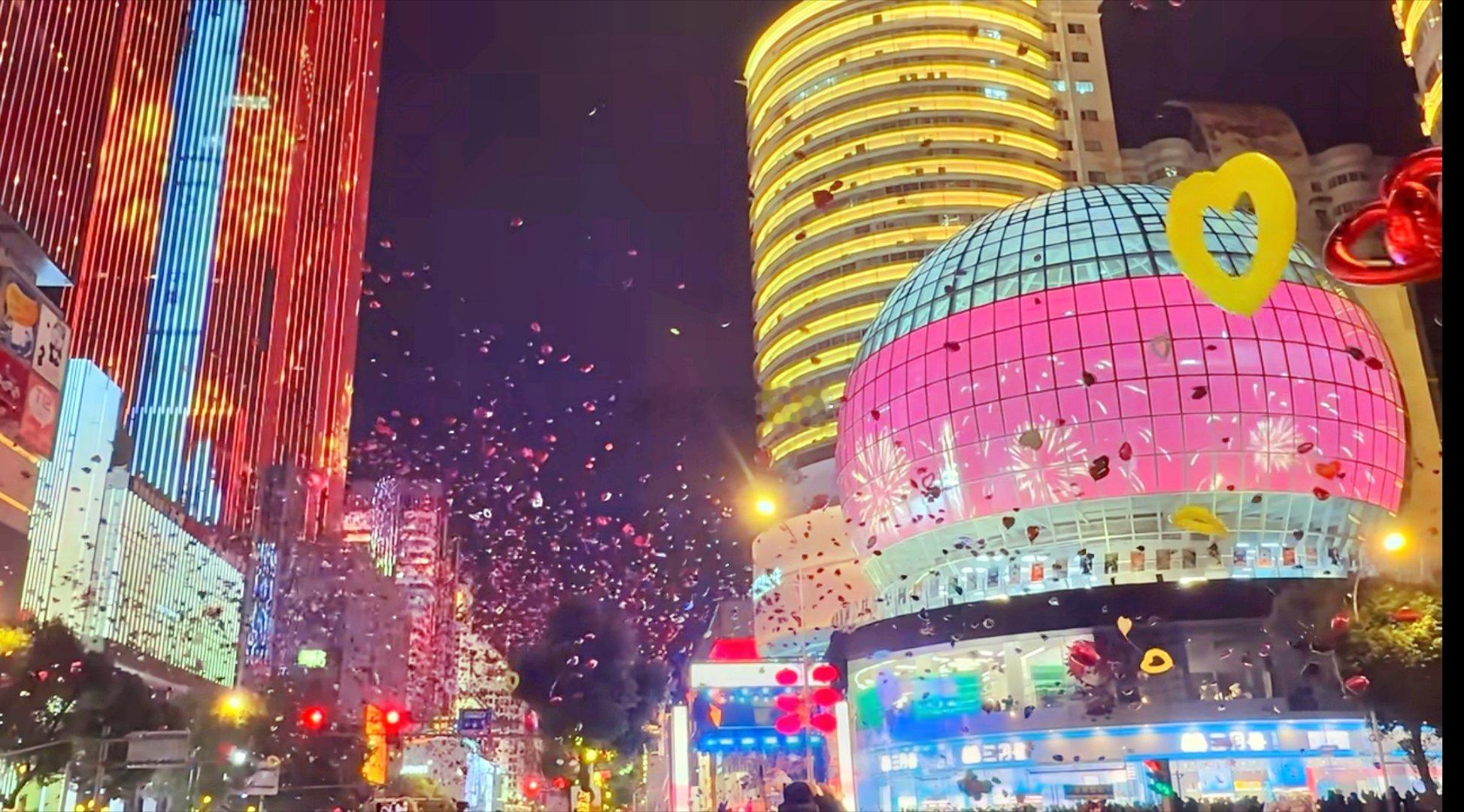 昨天各大城市“跨年夜”，最让人意外的是杭州……我们先来看昨晚一些城市的“跨年夜”