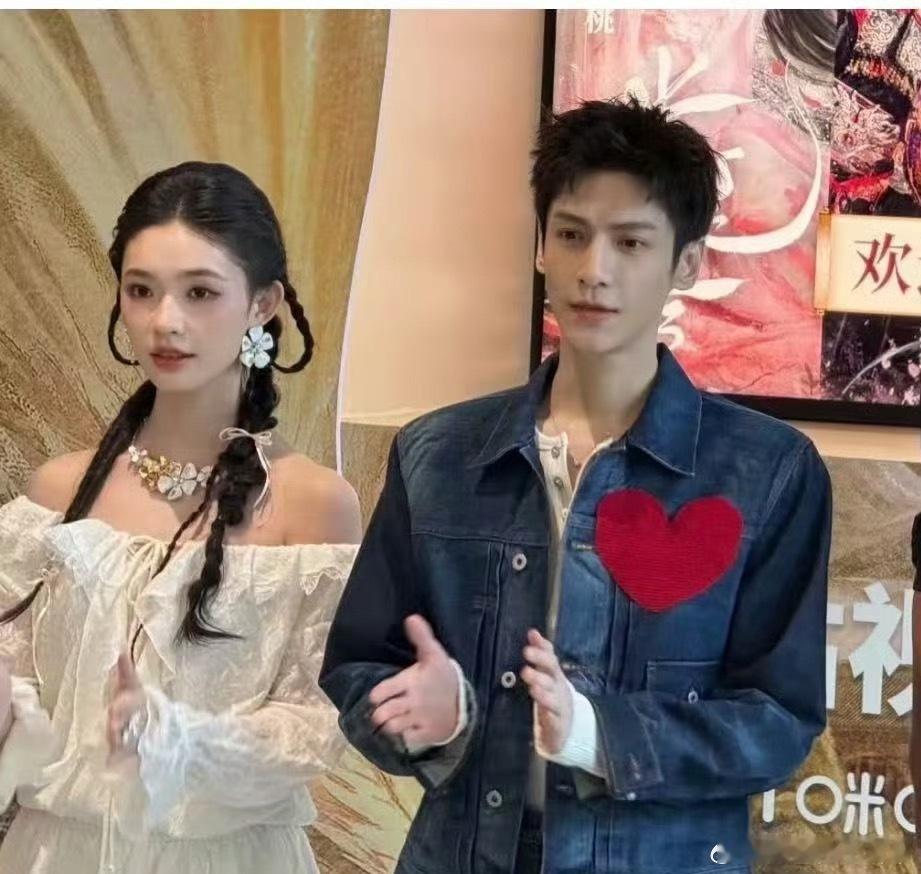 我怎么看着罗云熙和林允有夫妻相了​​​