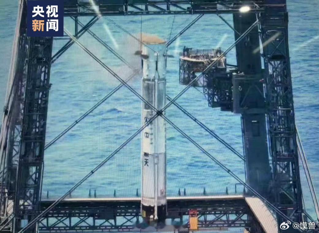 长征十号乙历史性时刻！长征十号乙一子级可控回收成功！根据刚刚发布的消息，2026