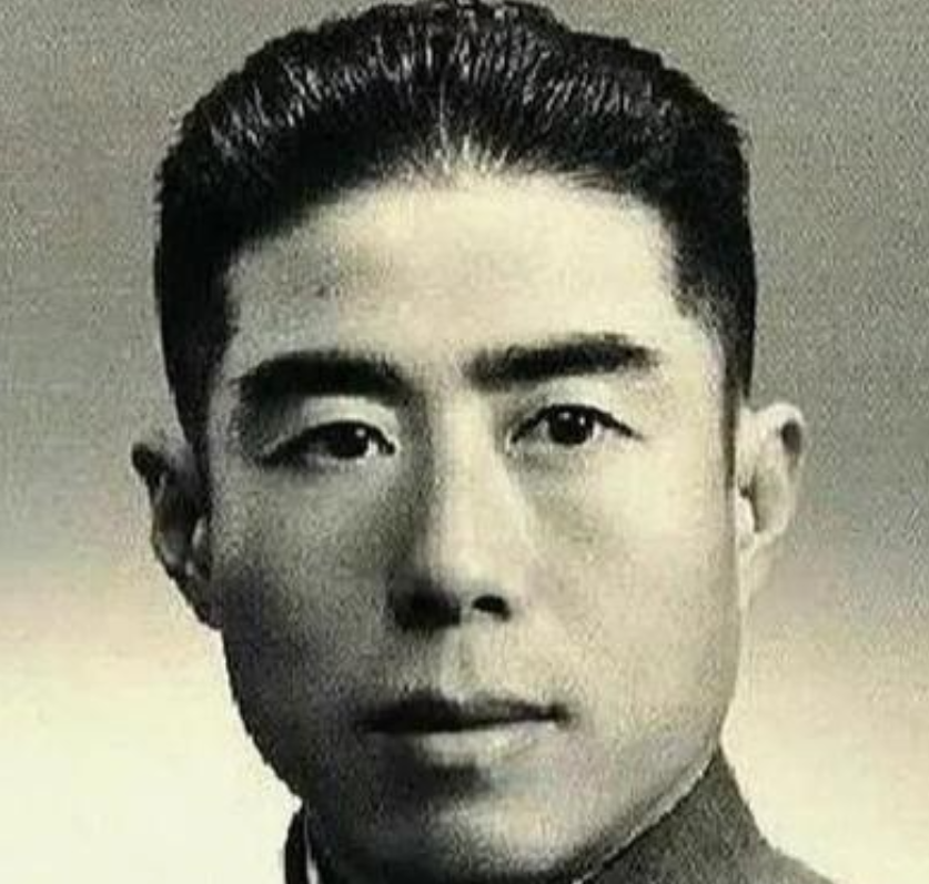 1944年，“大汉奸”郭绍绪邀请日军高官在家中吃饭，喝的正酣时，伙计喊了一声：“
