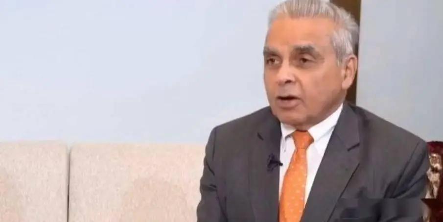 新加坡前驻联合国代表马凯硕突然发声：“亚洲国家在看着中国被打压时保持沉默，是个战