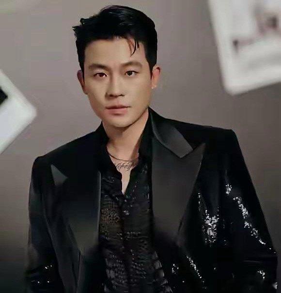 不得不说，有些男人天生就是能成才的命！你就说男演员欧豪吧。他是1992年出生，是
