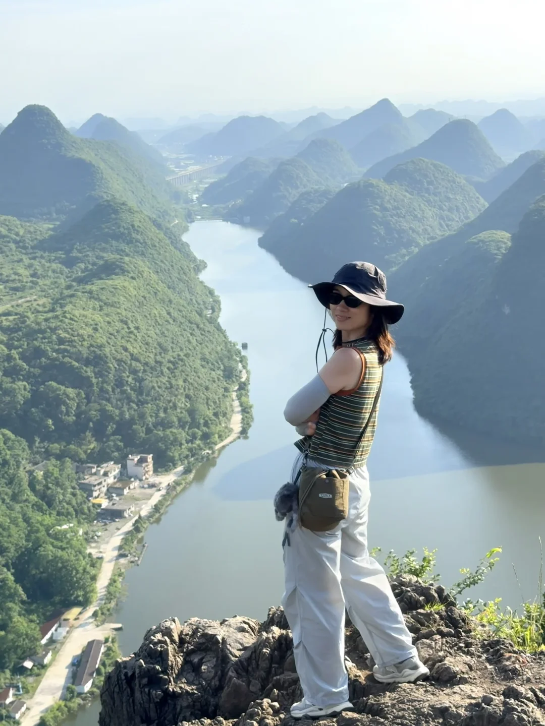 安顺万峰顶｜山上风景独好⛰️