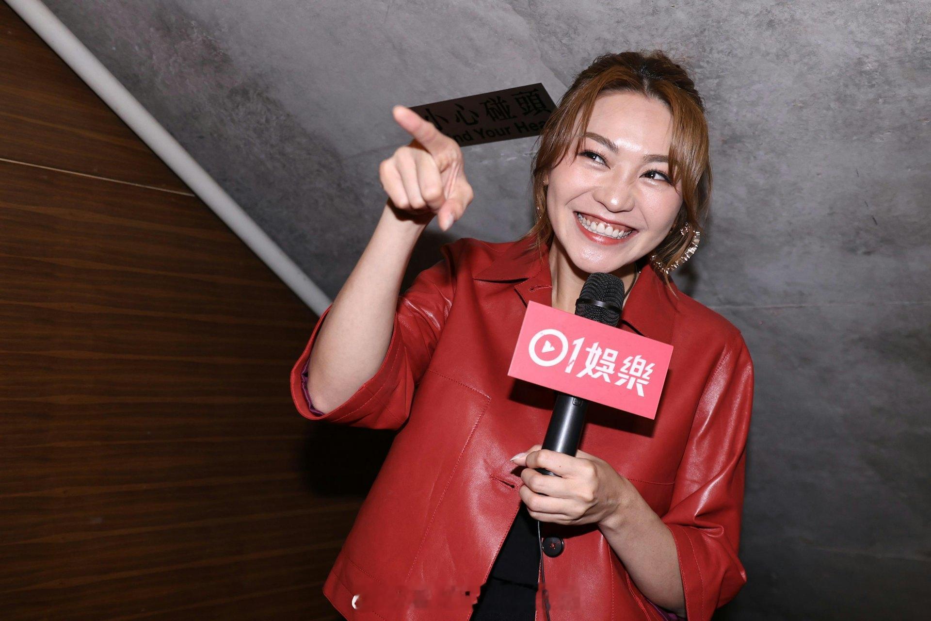 女神配对计划｜关嘉敏唔小心洩“蜜”！　踏入31岁终于有拖拍|香港01关嘉敏因
