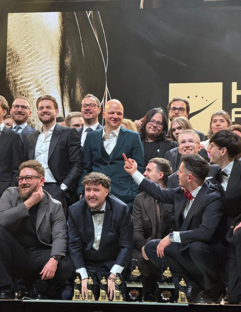 杂图有……*p2真是最诡异的一张图[笑着哭]，面不合心更不合这块儿……​​​