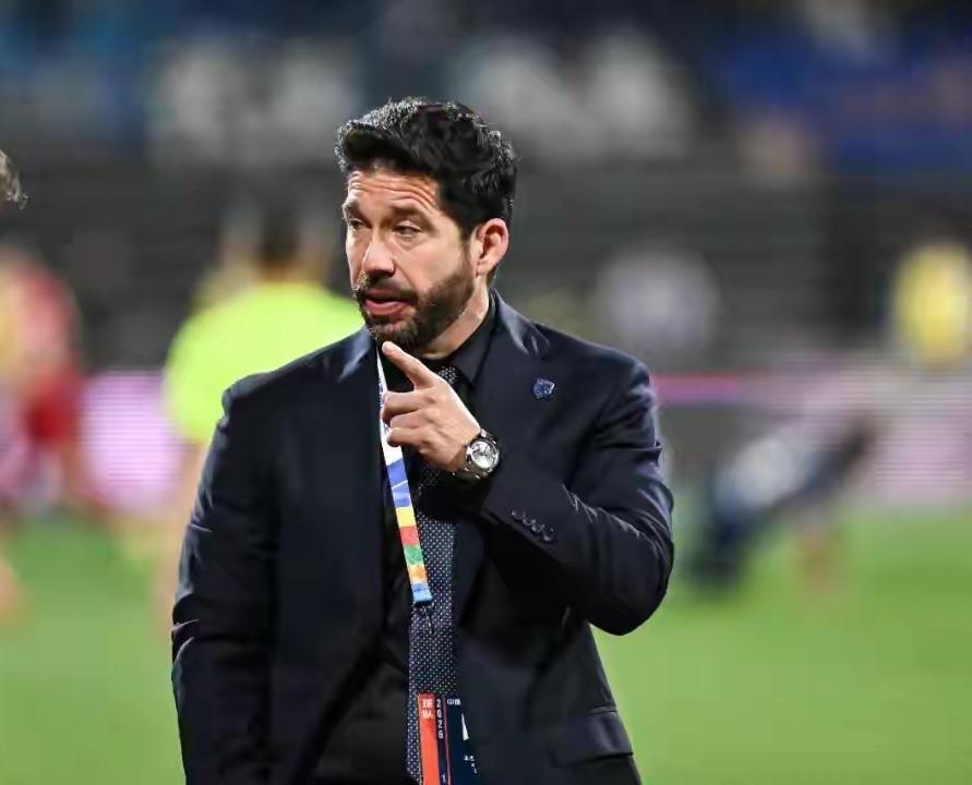 武汉三镇主帅莫拉下课理由：离开中超只剩两轮！中超联赛第八轮结束，写了一篇分析